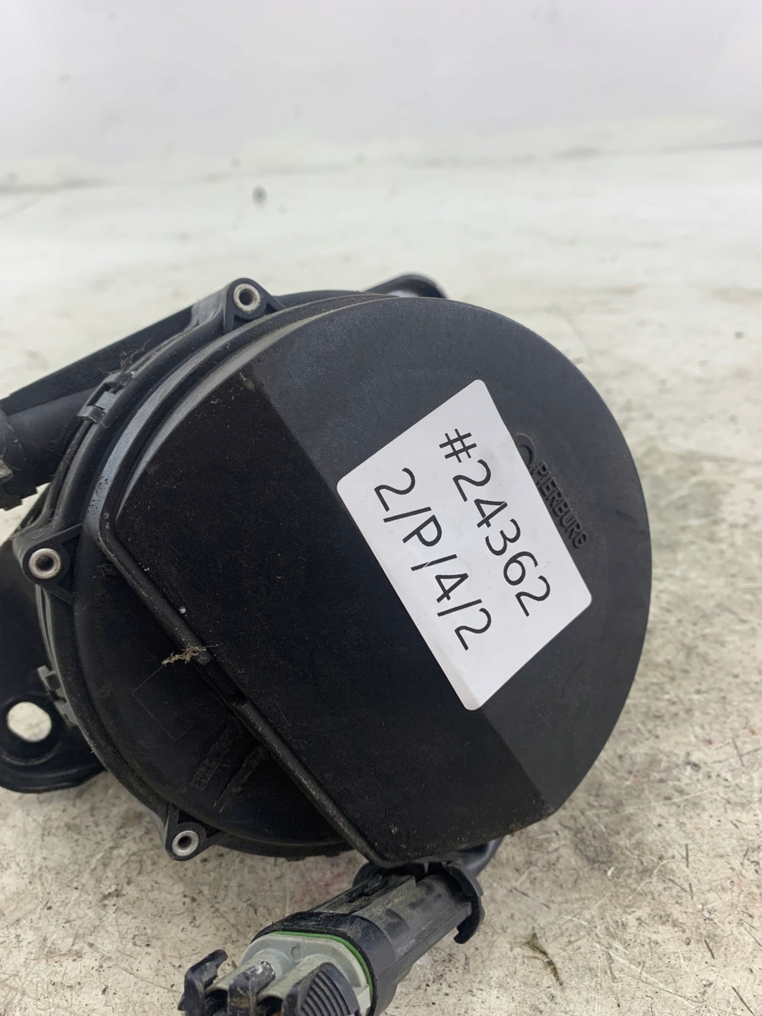 OPEL VECTRA B pump air secondary 90530018