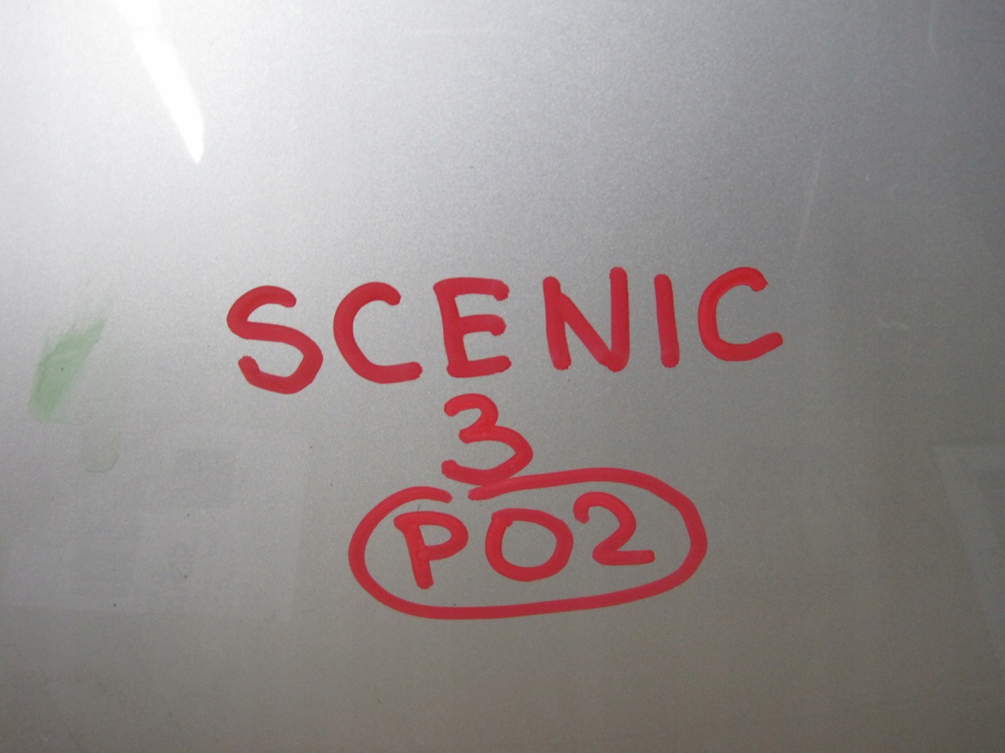 kapota Renault Scenic III