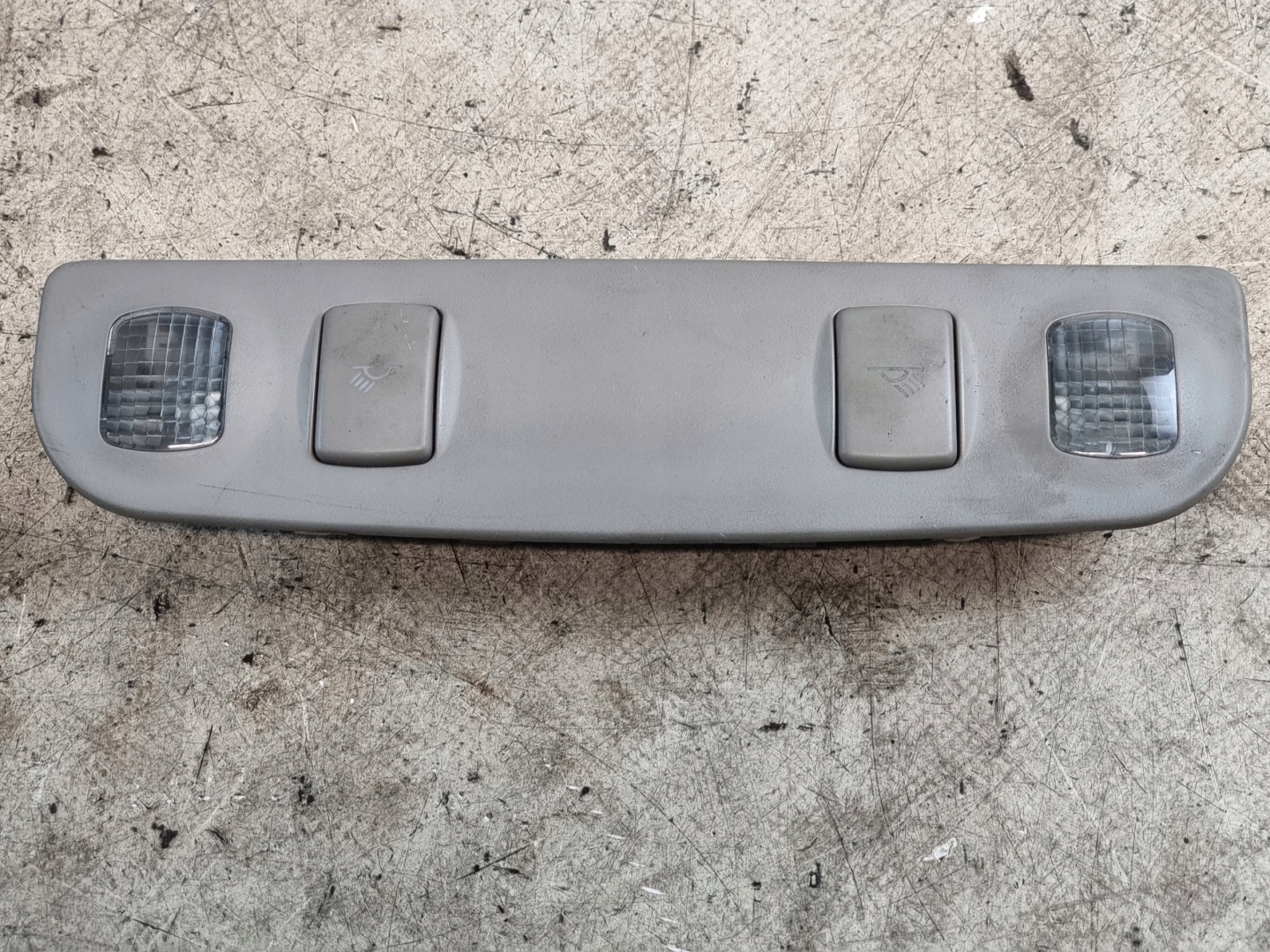 FANALE CIELO INTERNO OE 8E0947111A AUDI A4 B6