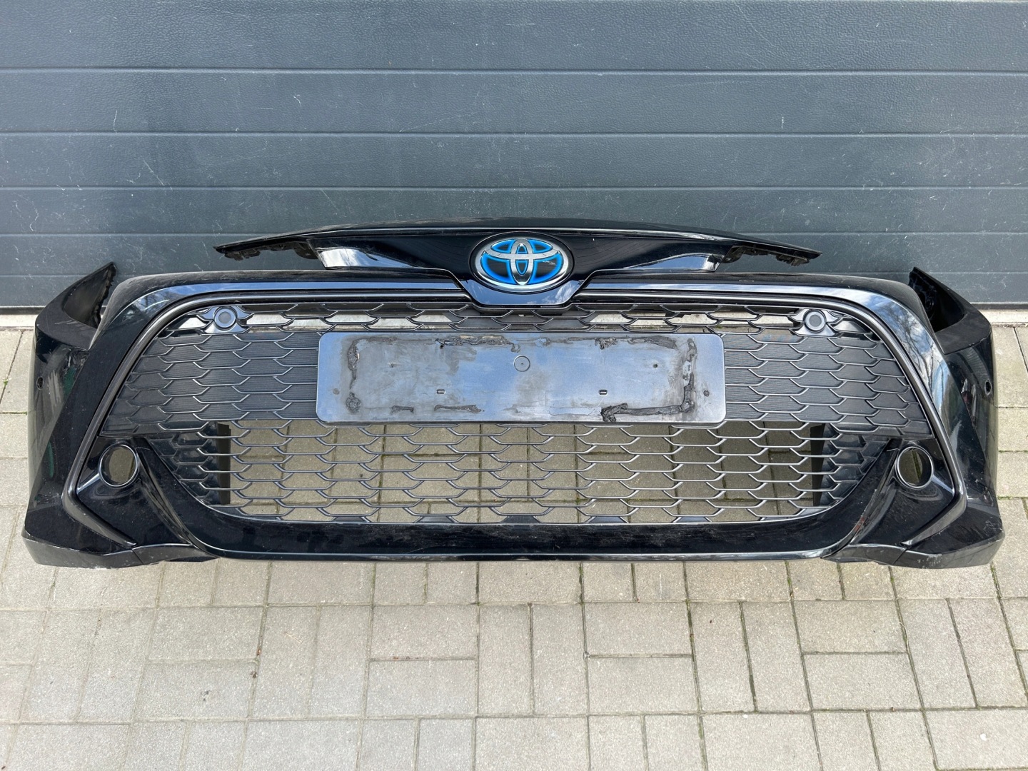 Toyota Corolla E21 lift HB Paraurti Anteriore
