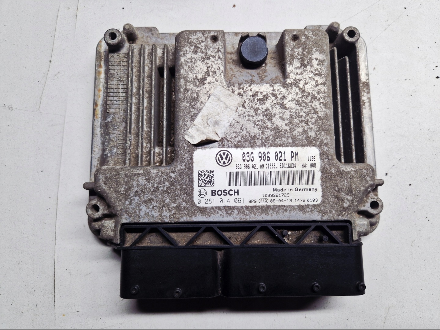 VW GOLF 5 V 1.9 TDI computer control unit of the engine 03G906021PM