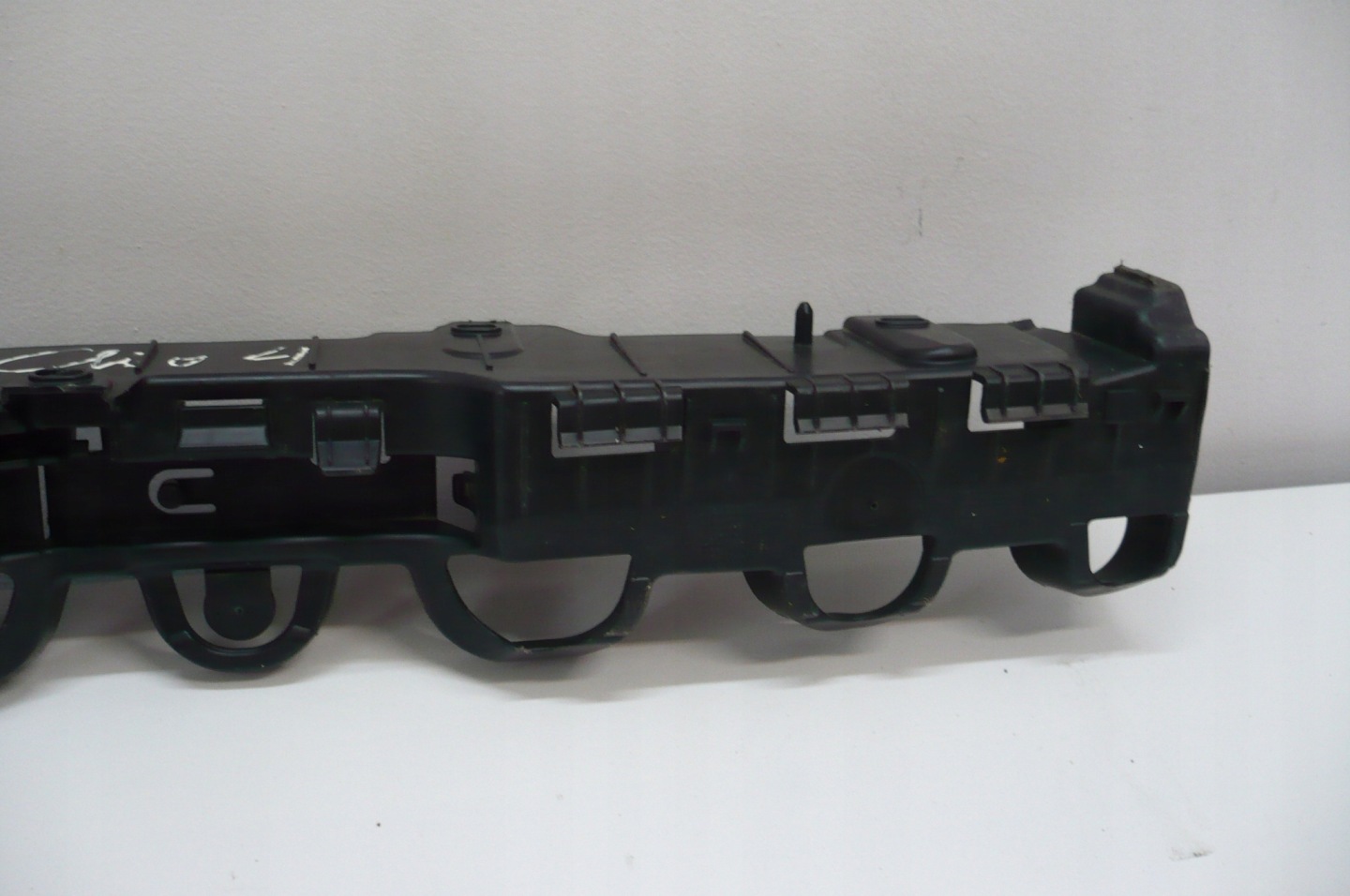 RENAULT CLIO IV 4 holder bumper bracket rear part HB 12