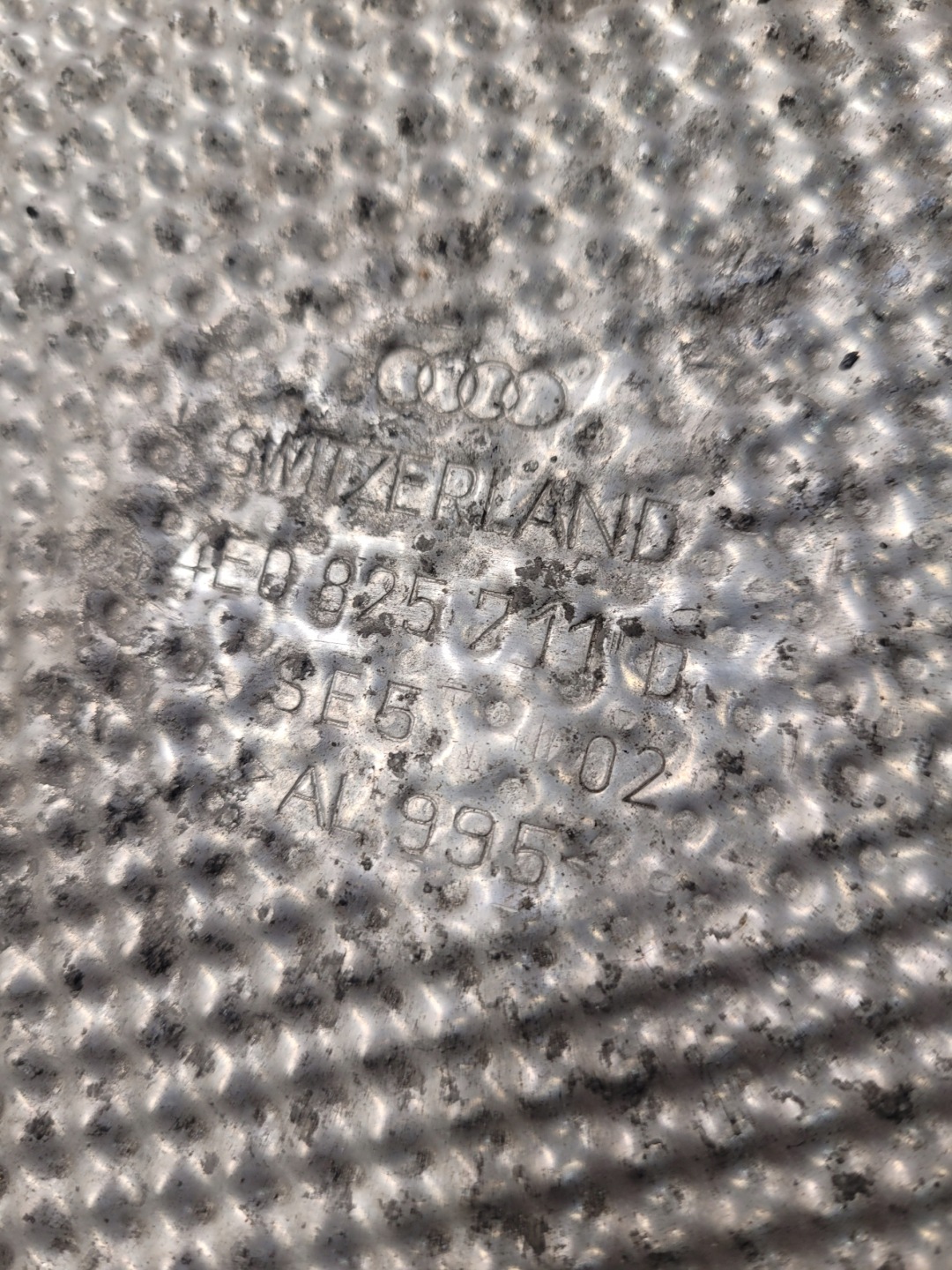 BLENDE ABDECKUNG TERMICZNA DES BODENS AUDI A8 D3 4E0825711D