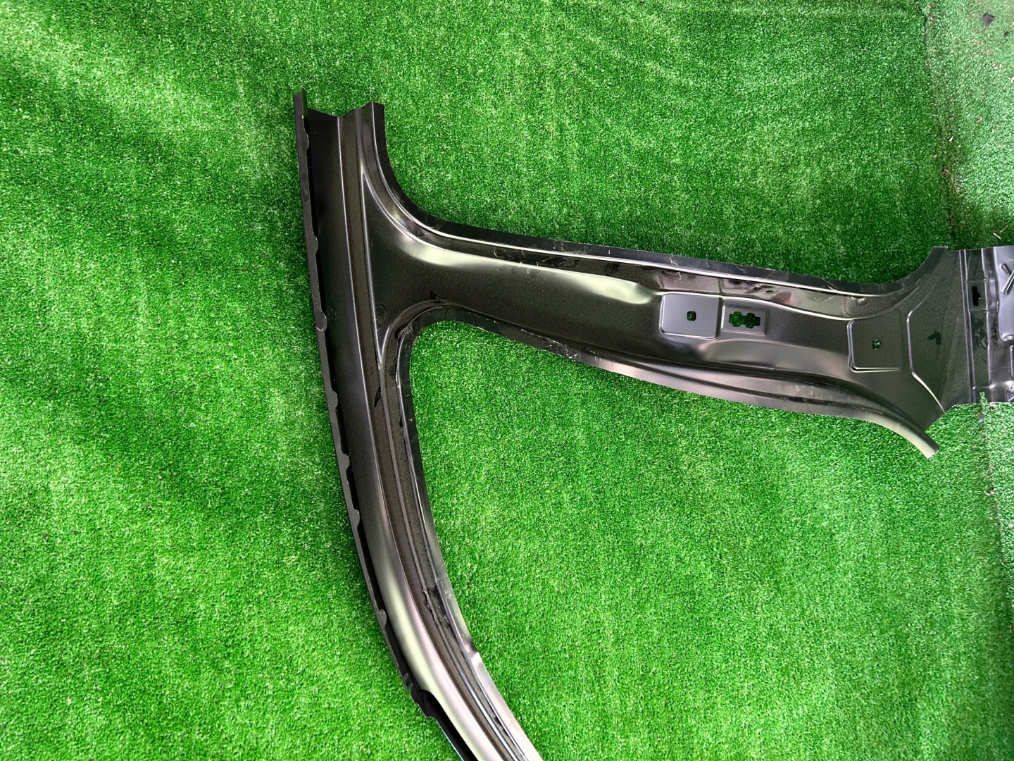 BMW 1 F40 side bok right pillar A B 7434756-09