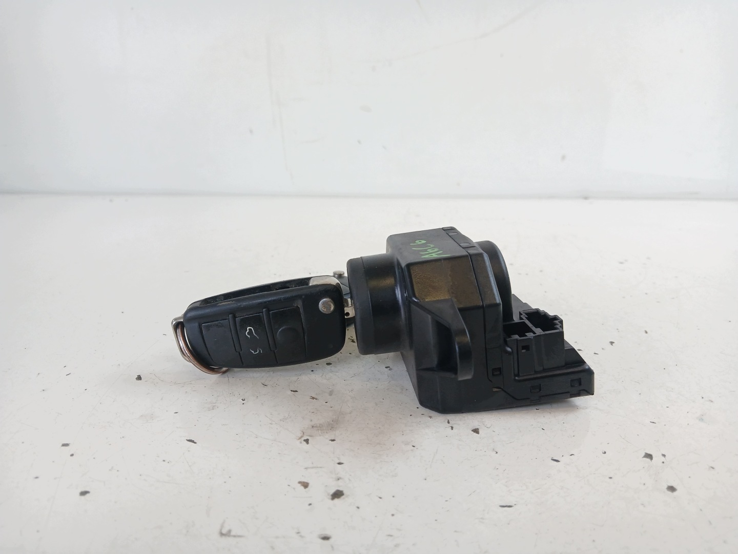 AUDI A6 C6 ignition key DWA KLUCZYKI 4F0909131D