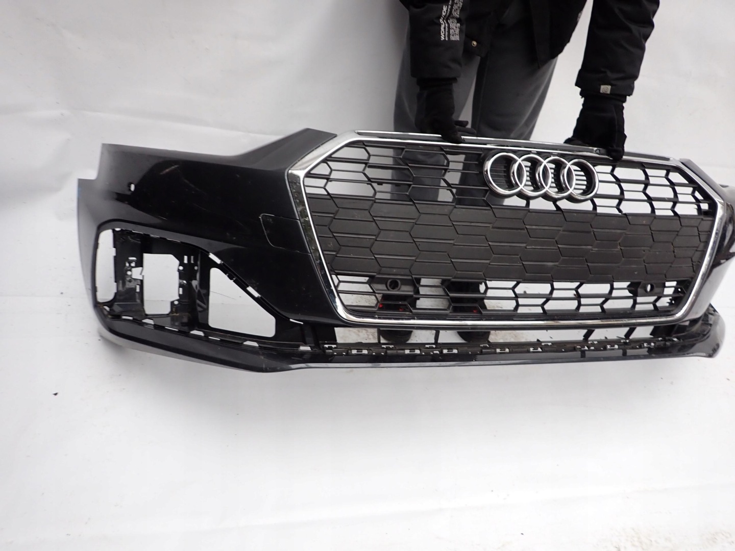 AUDI A5 B9 8W6 LIFT 20- bumper front front PDC