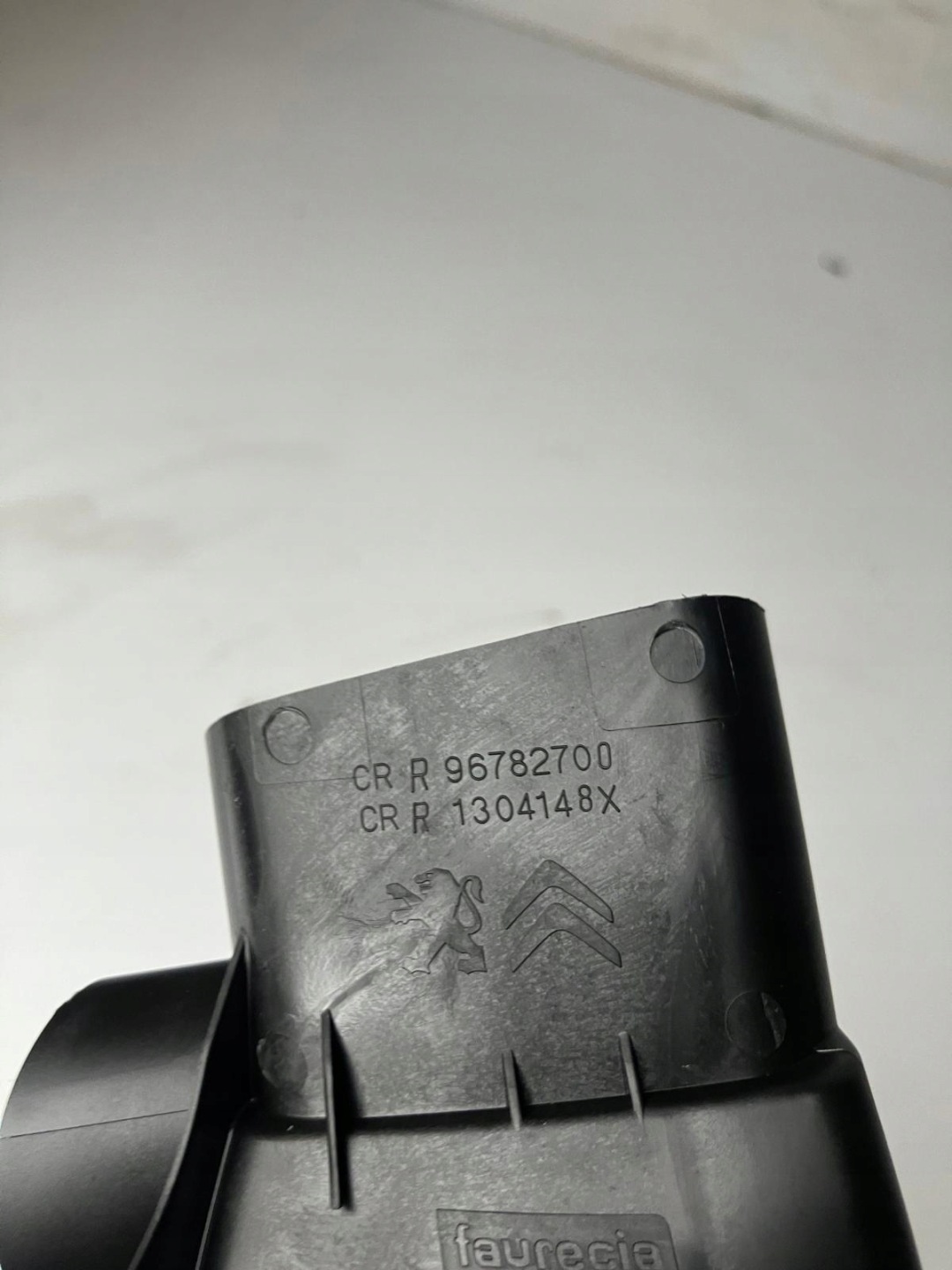grid air conditioning devices right 96782700 central PEUGEOT 308 T9