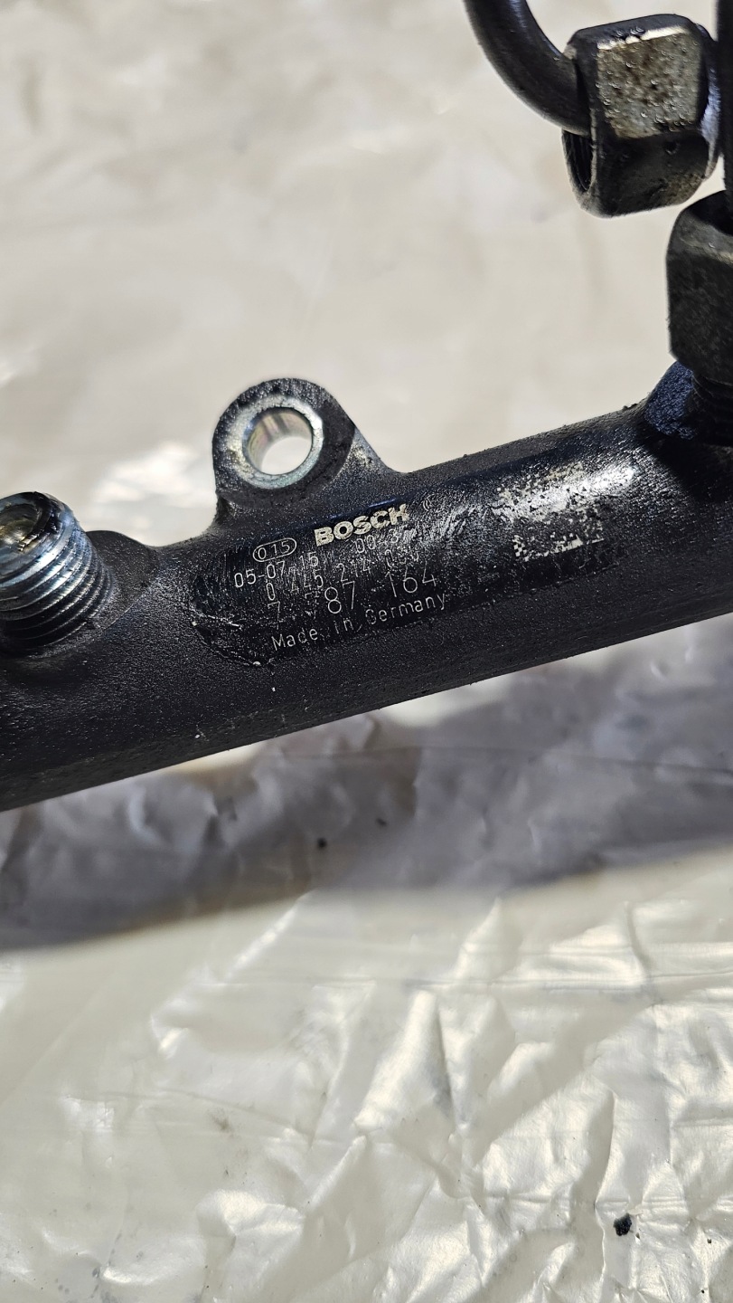 BMW E60 E90 E87 sensor mouldings wtryskowej 520d M47