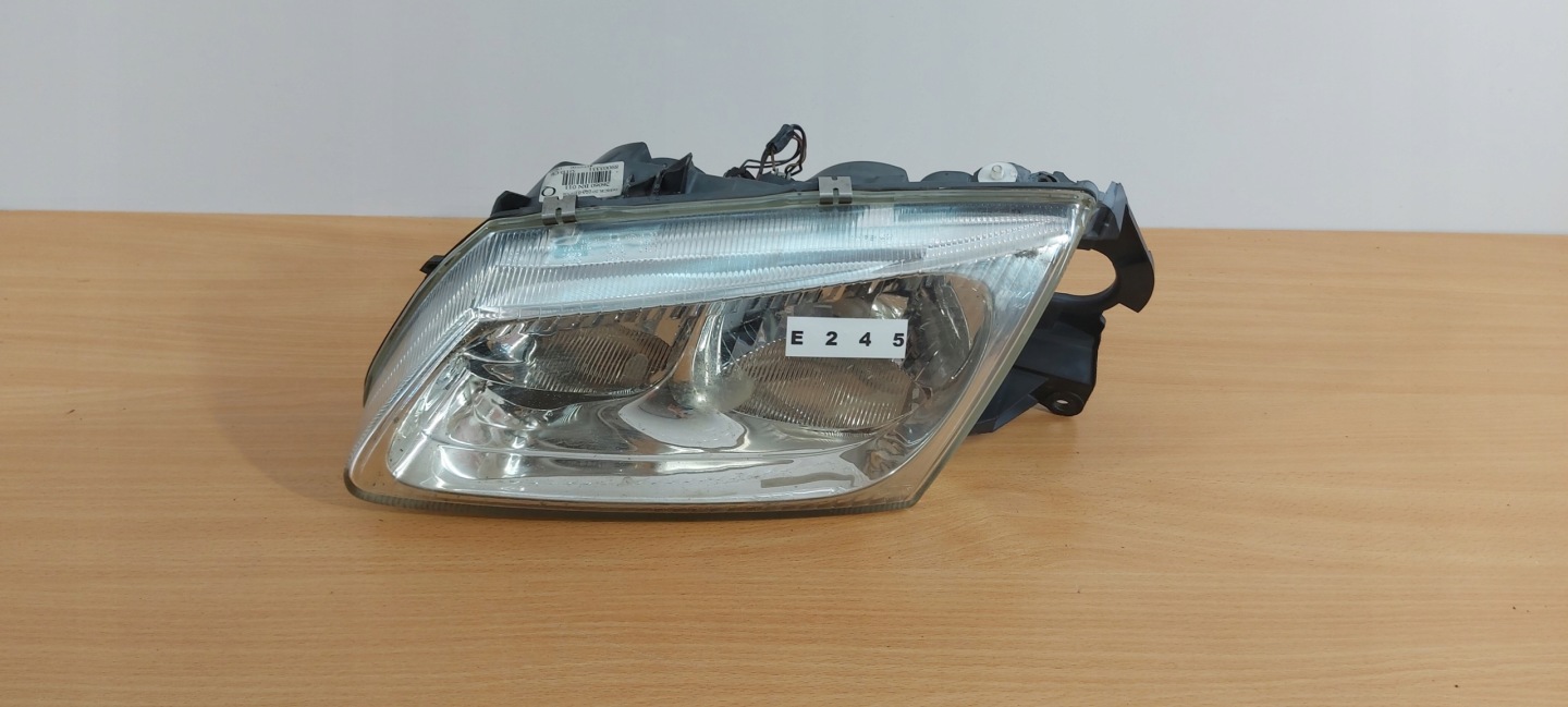 NISSAN ALMERA N16 left light front REFLEKTOR LH