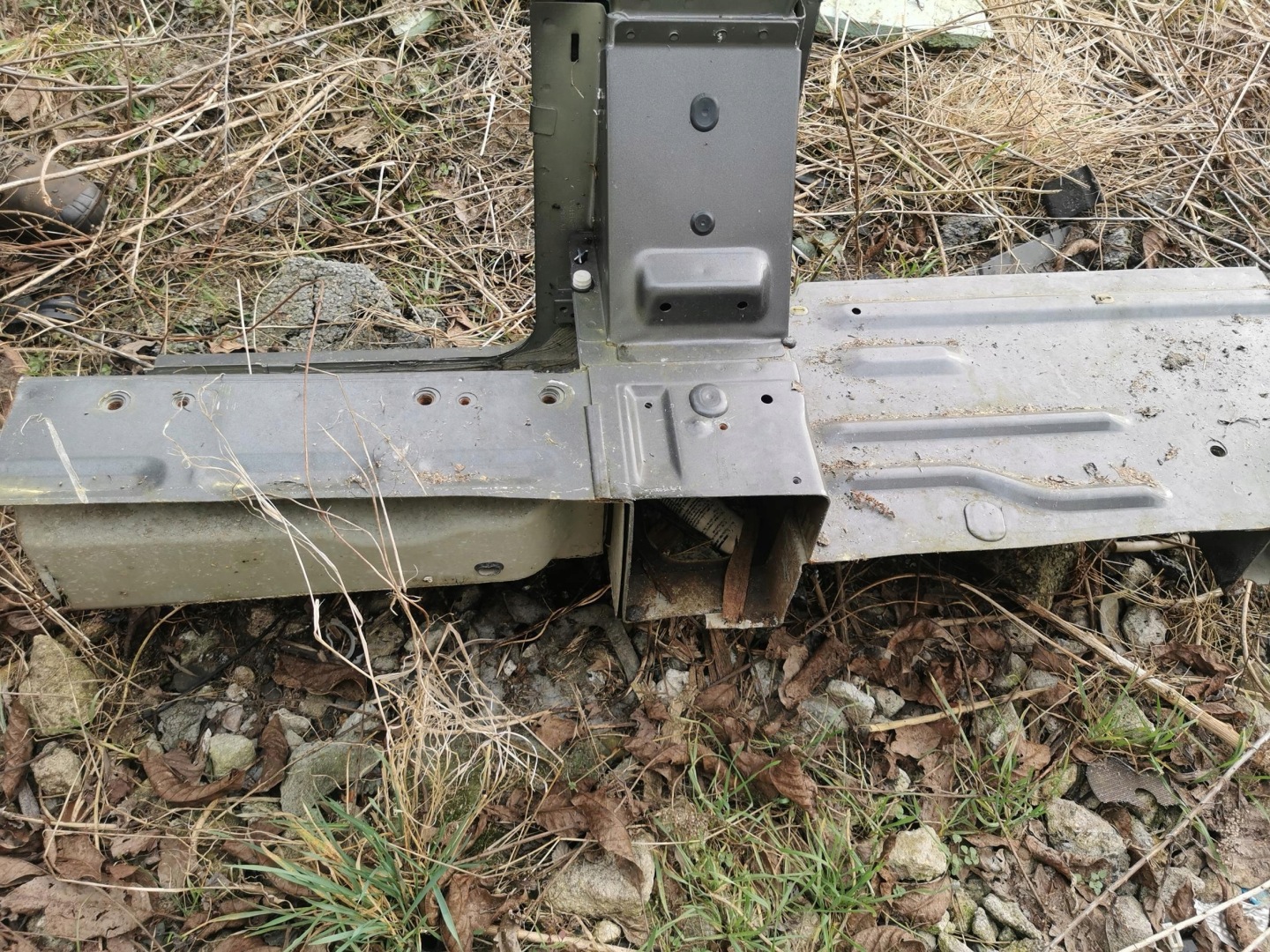 pillar threshold right FORD CUSTOM and LIFT 18-23