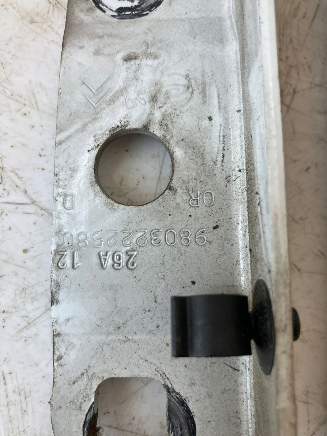 hinge bonnets right CITROEN DS5 KWED 9803222580