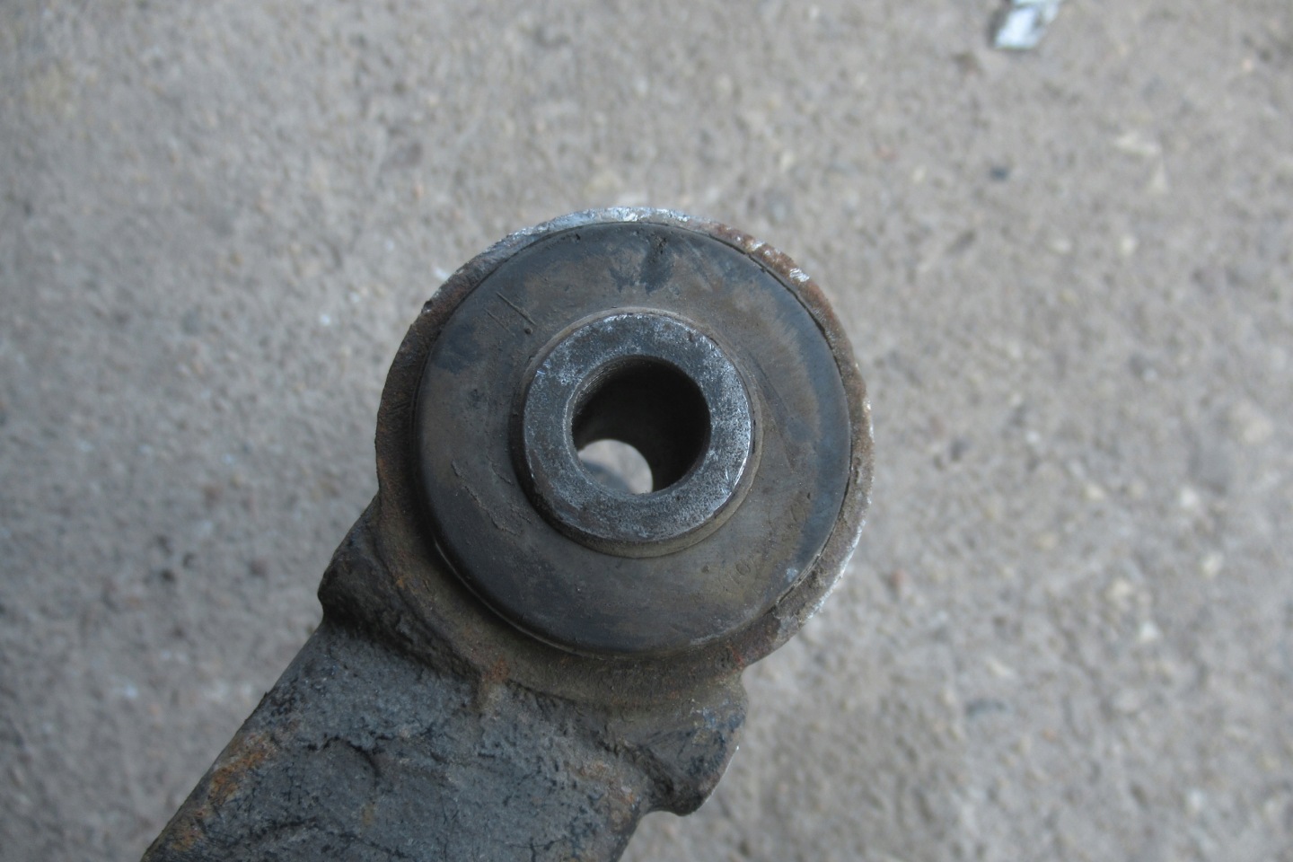 VW T5 2.5 TDI arm right front