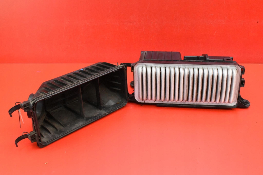 Gehäuse filter luft LEXUS RX 2 II 400H 3.3 V6 233 KM 03-06