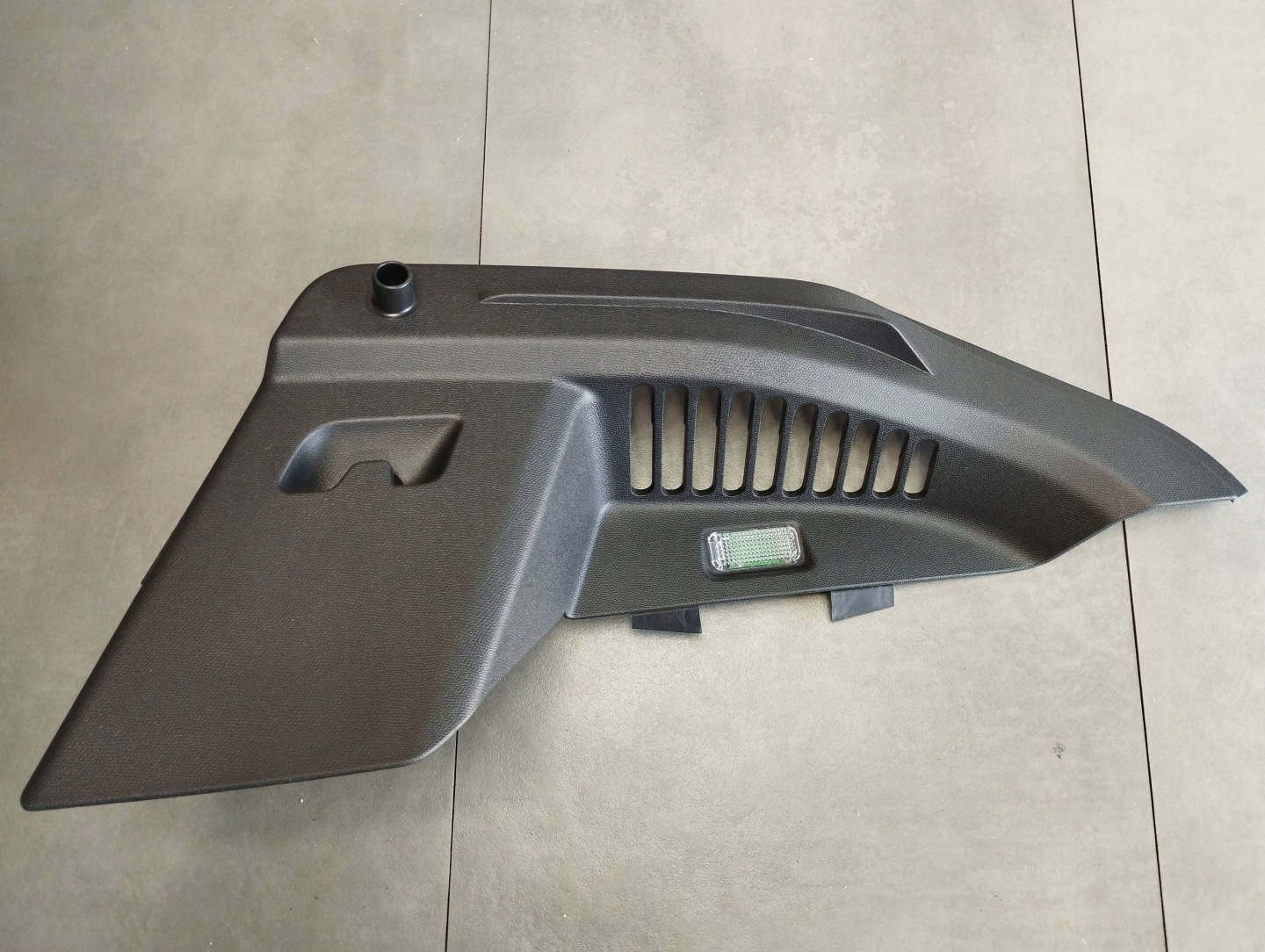 Seat Leon IV 2024 Blende Abdeckung SLUPKA rechts heck 5FA867762