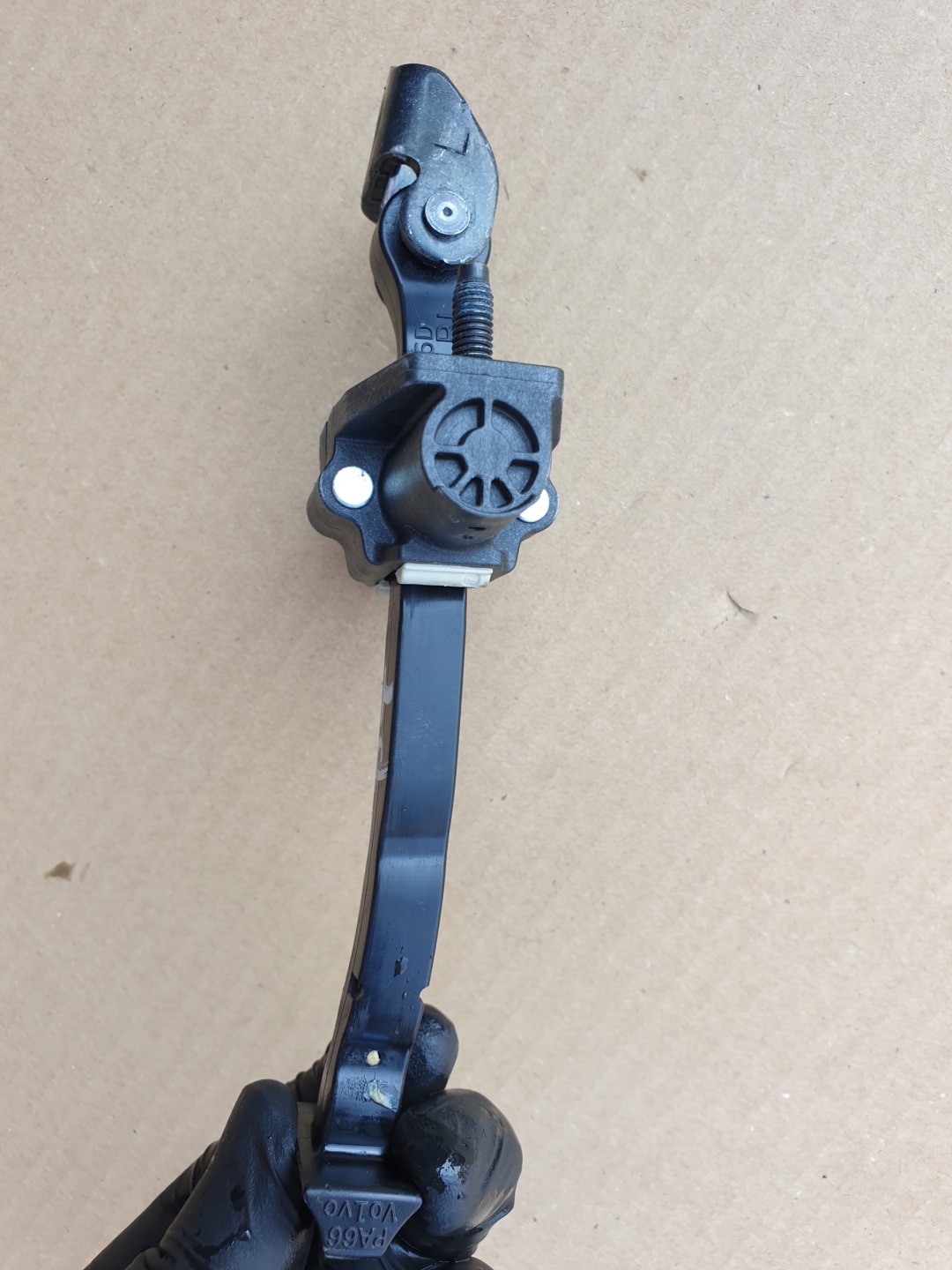 limiter door right left rear VOLVO XC40 OE