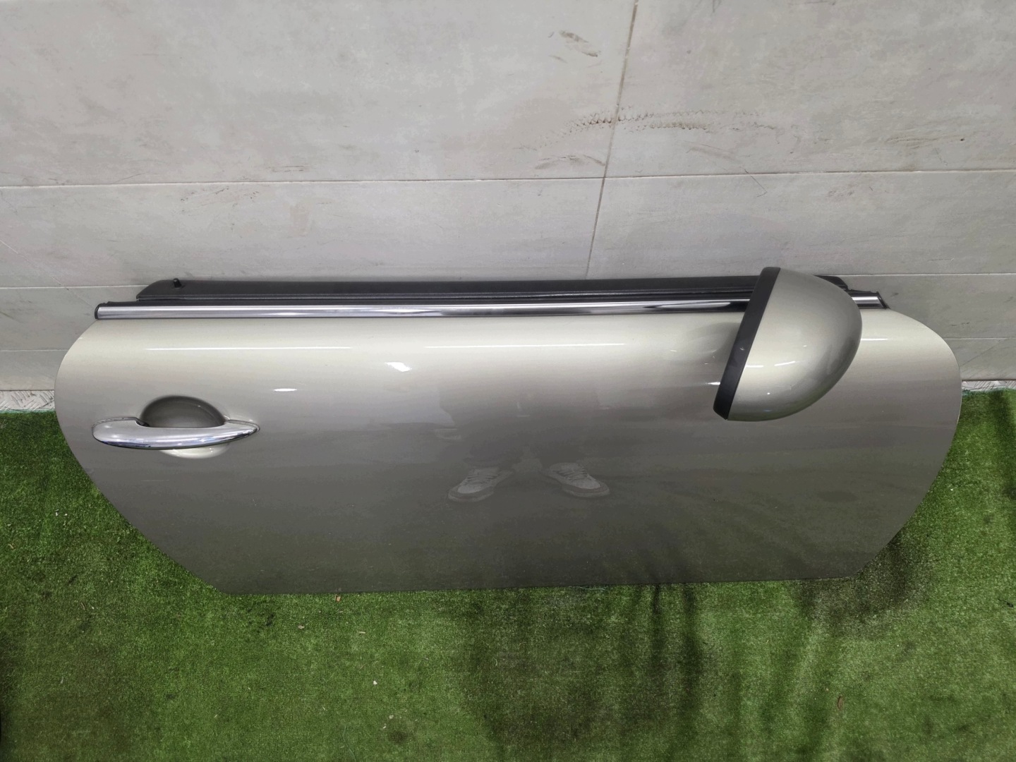 MINI R55 dvere pravý predok predné A60
