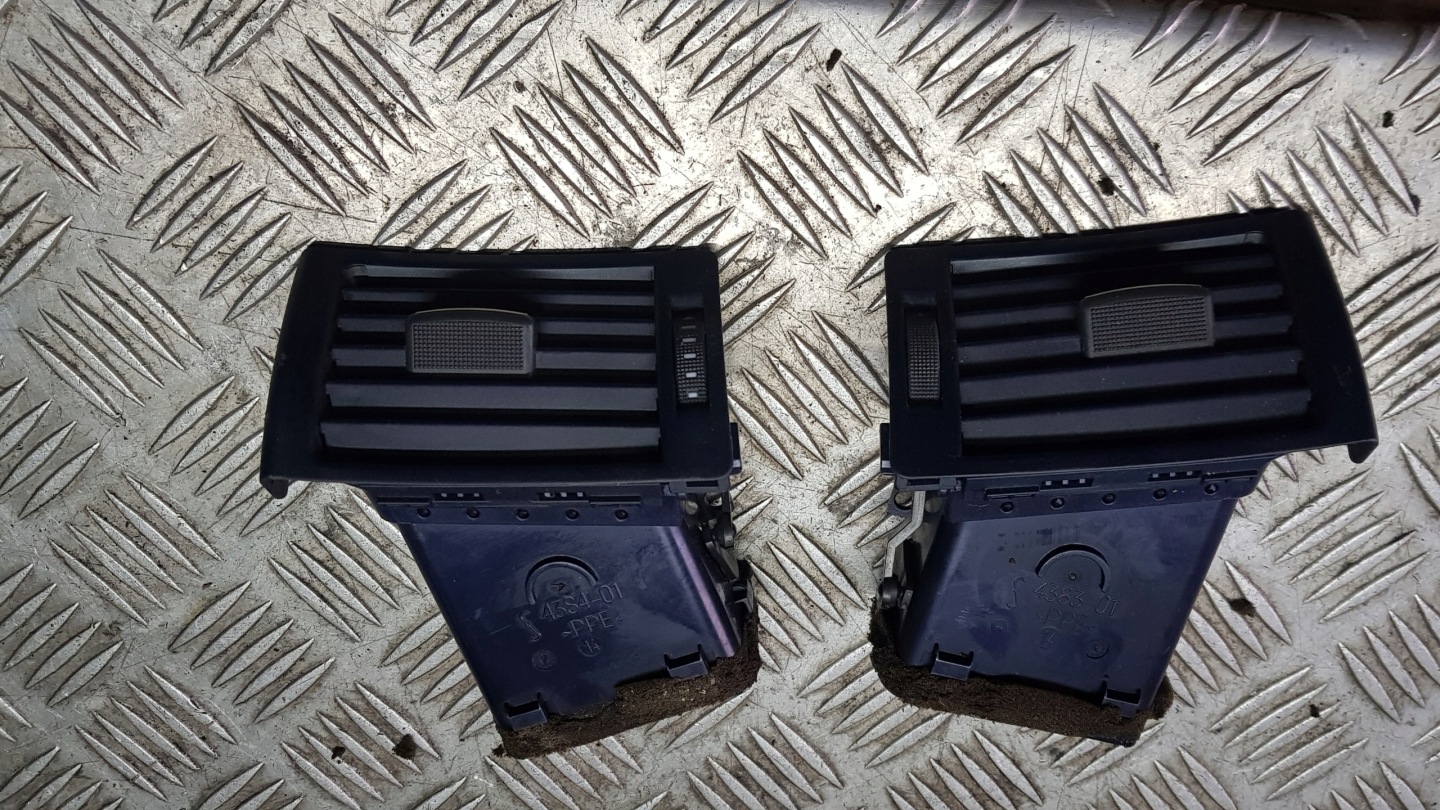 AUDI A4 B6 Lüftungsgitter des lüfters links oder rechts Armaturenbrett