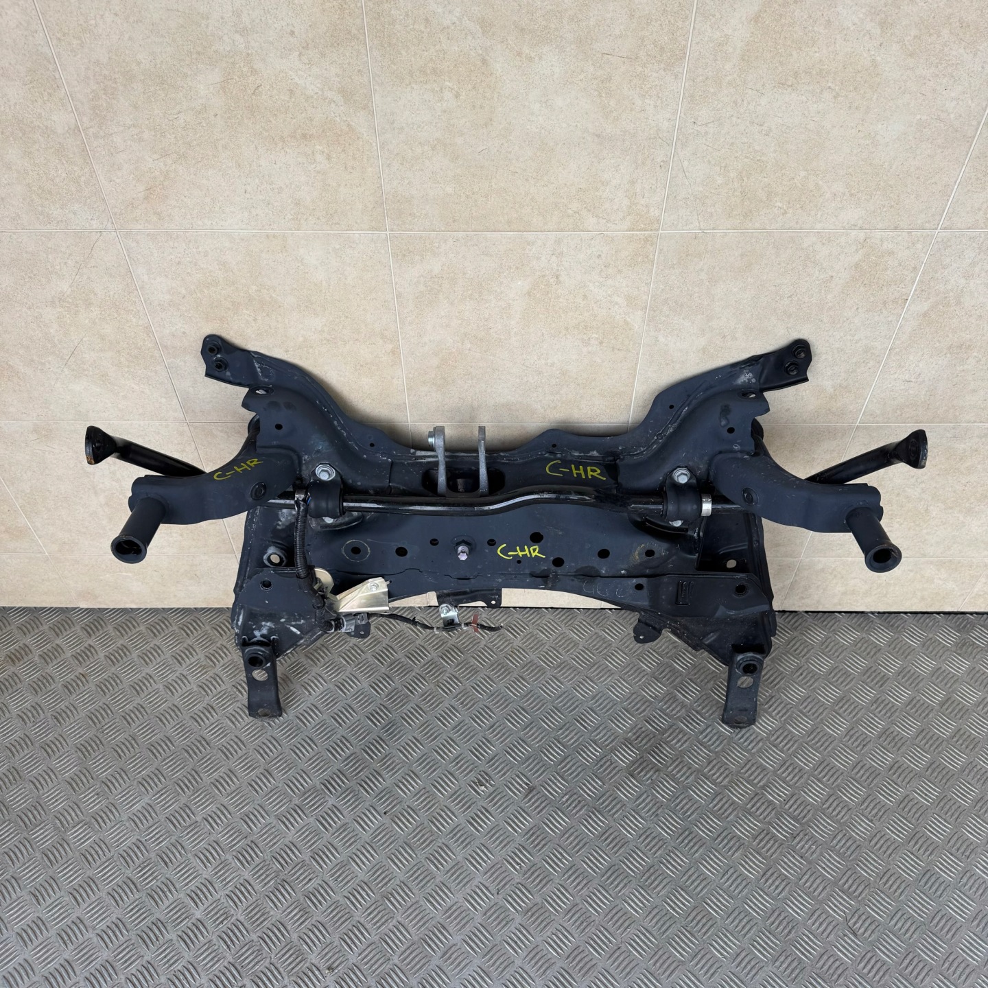 axle beam subframe axle beam front TOYOTA C-HR CHR HYBRID