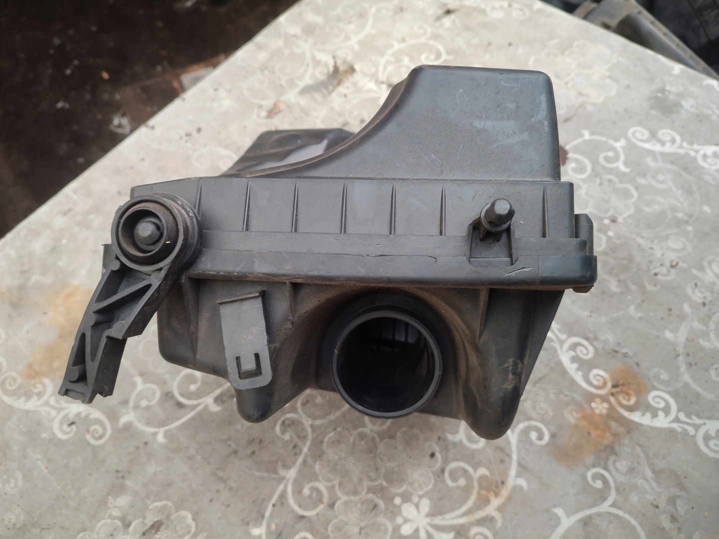 Gehäuse filter luft Opel Zafira B 13271060