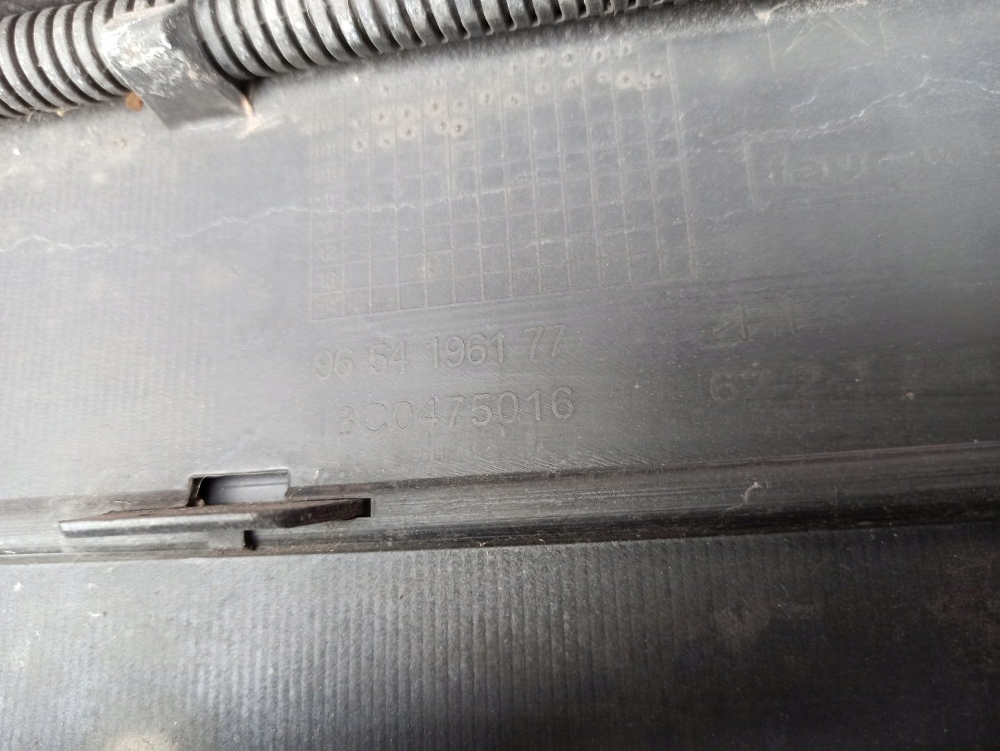 bumper front CITROEN C4 GRAND PICASSO 06-10r