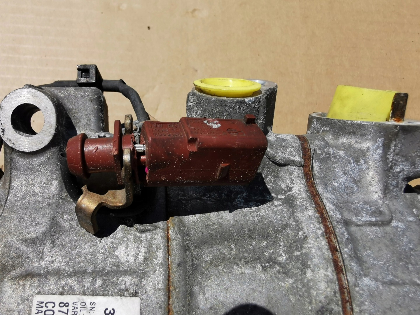 VW T-ROC 1.0 3Q0816803E compressor; of the air conditioning compressor