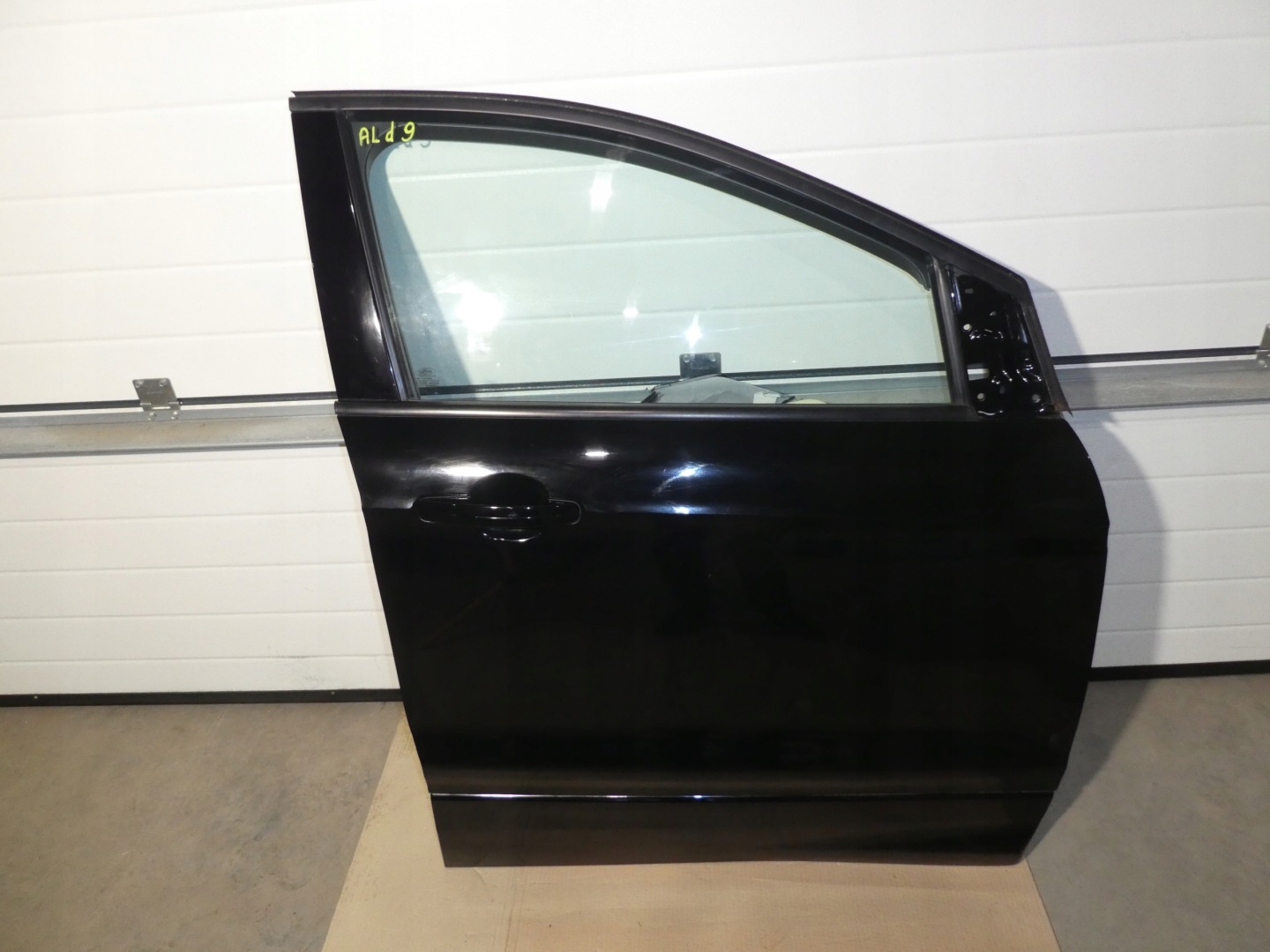 FORD KUGA II mk2 ST-line door right front complete black,