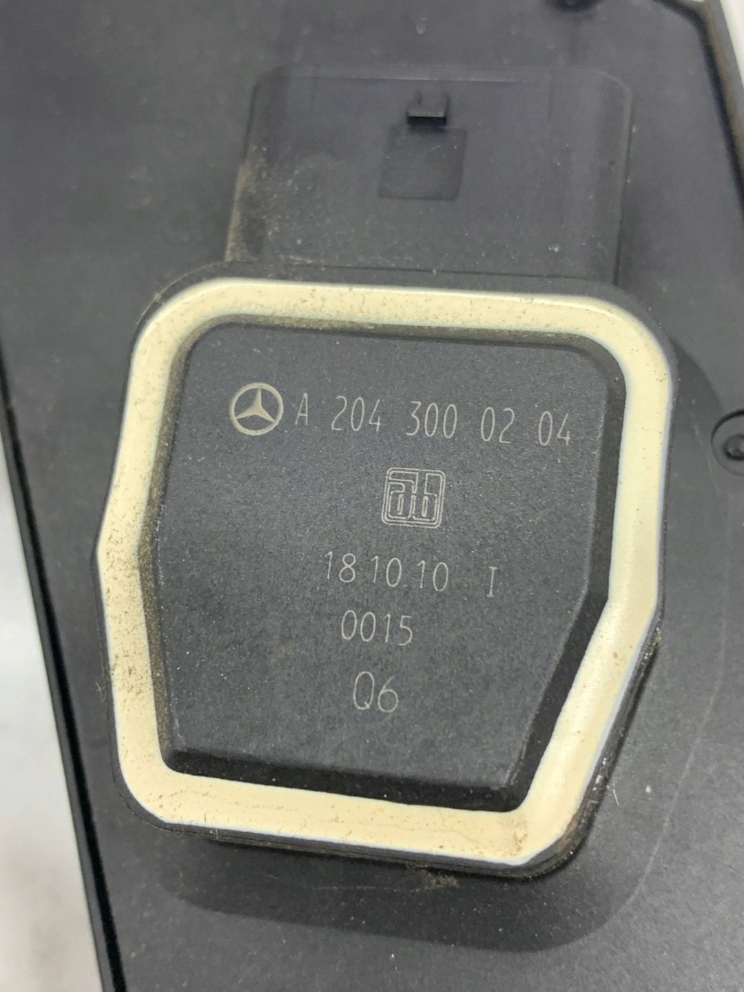 accelerator pedal potentiometer A2043000204 MERCEDES W212 E-KLASA (2009-2012)