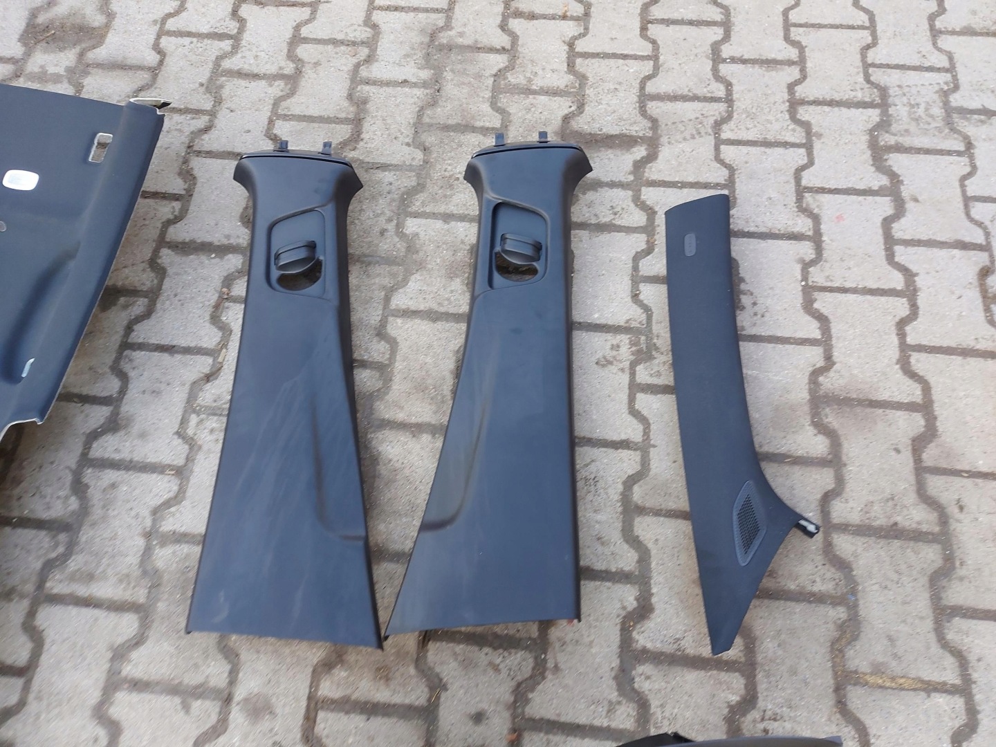 Mercedes EQA 250+ W243 CIELO INTERNO plastica KPL