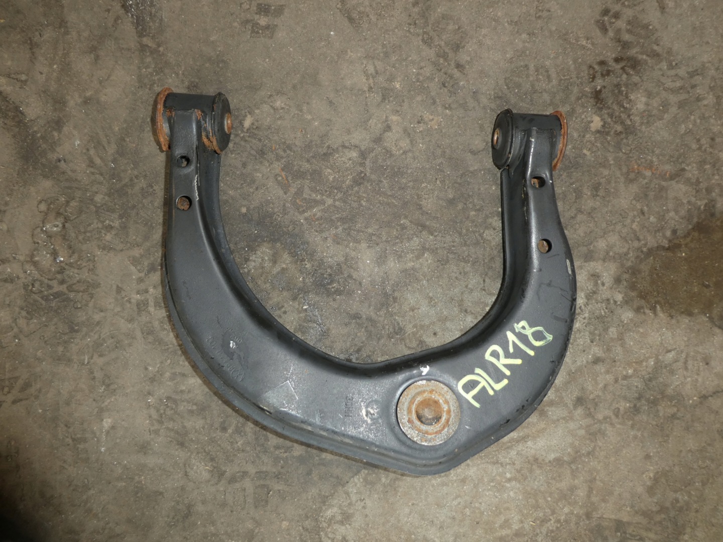 VW AMAROK QUERLENKER LINKS OBEN 2H0