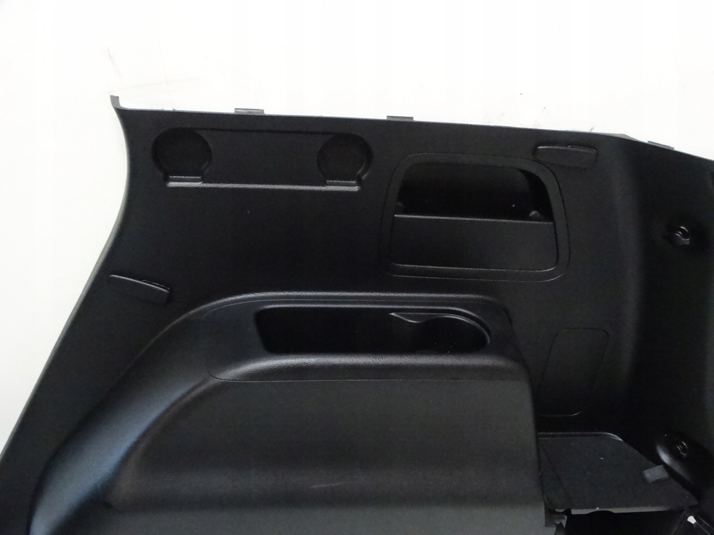 side upholstery boot right rear part KIA CARENS IV 85743-A4030