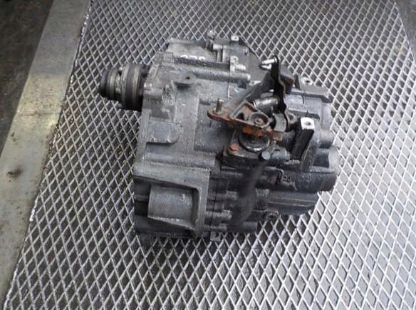 VOLKSWAGEN PASSAT B6 2.0 TDI CAMBIO JLU