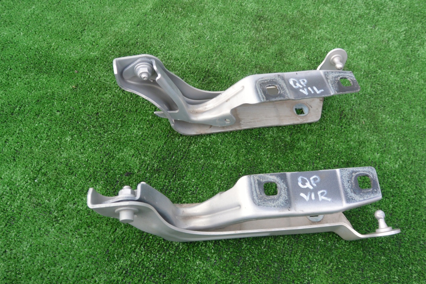hinge bonnets right front MASERATI QUATTROPORTE VI