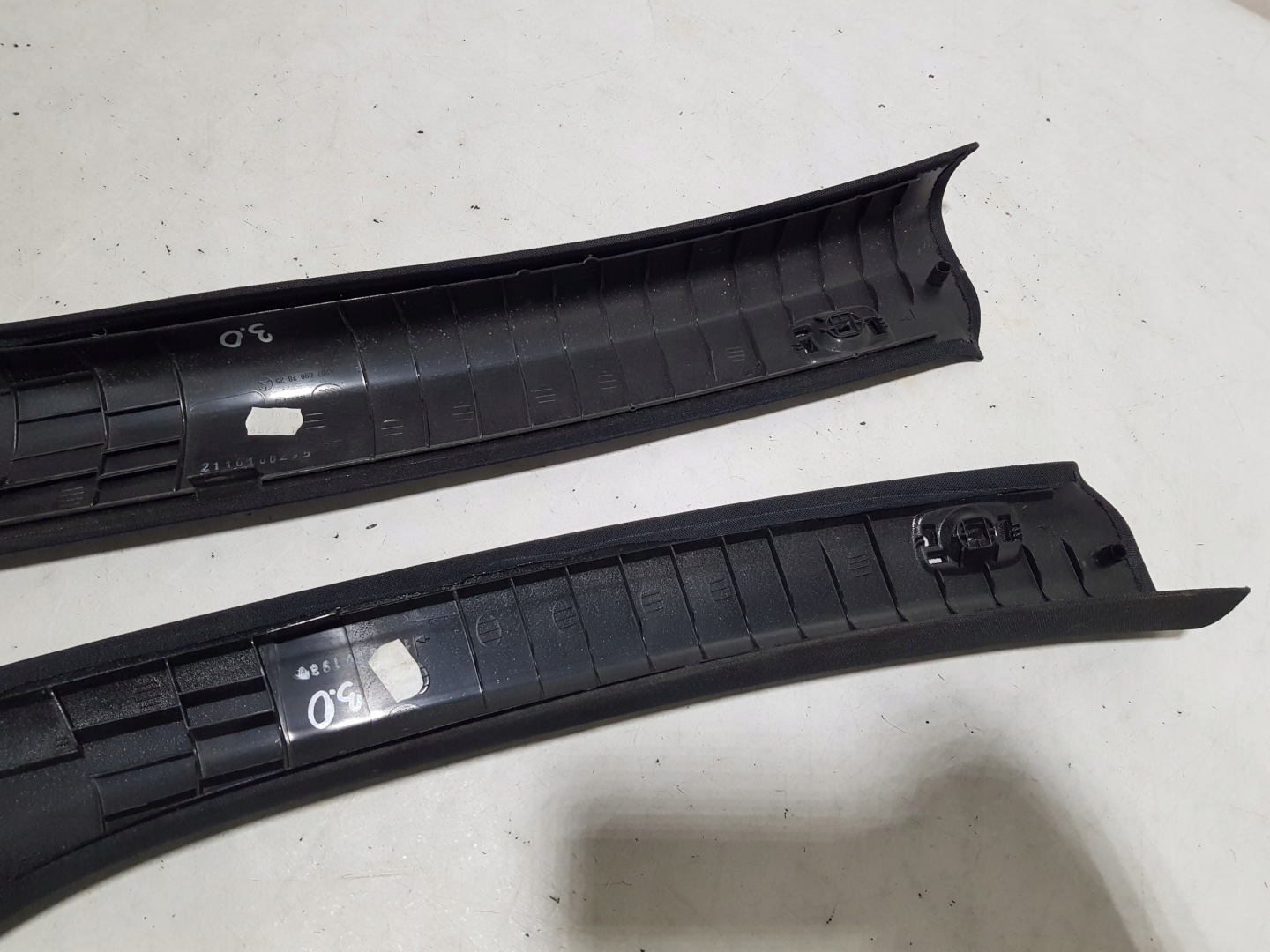 cover SLUPKA left right side pillars KOMPLET MERCEDES W207
