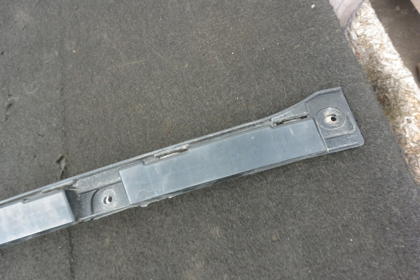 bumper bracket rear part central TESLA MODEL S 12-16