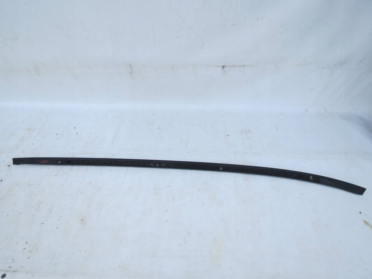 Dachreling dach links VOLVO V60 2.0 D 120KM 31378462