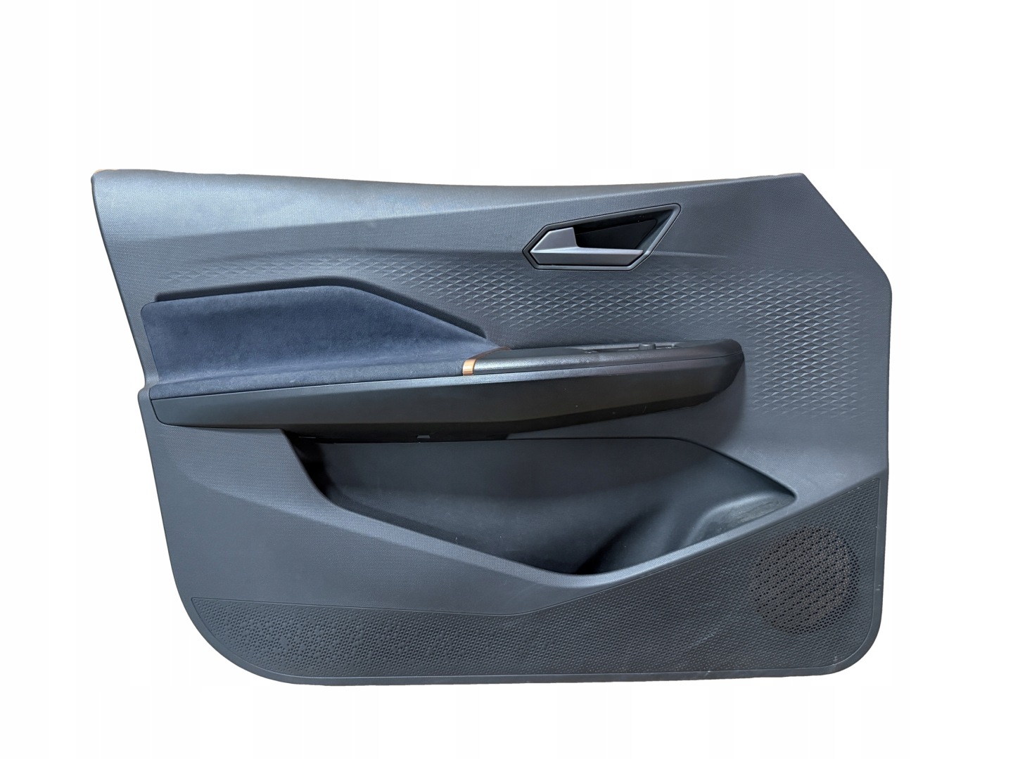 CUPRA BORN side door left front