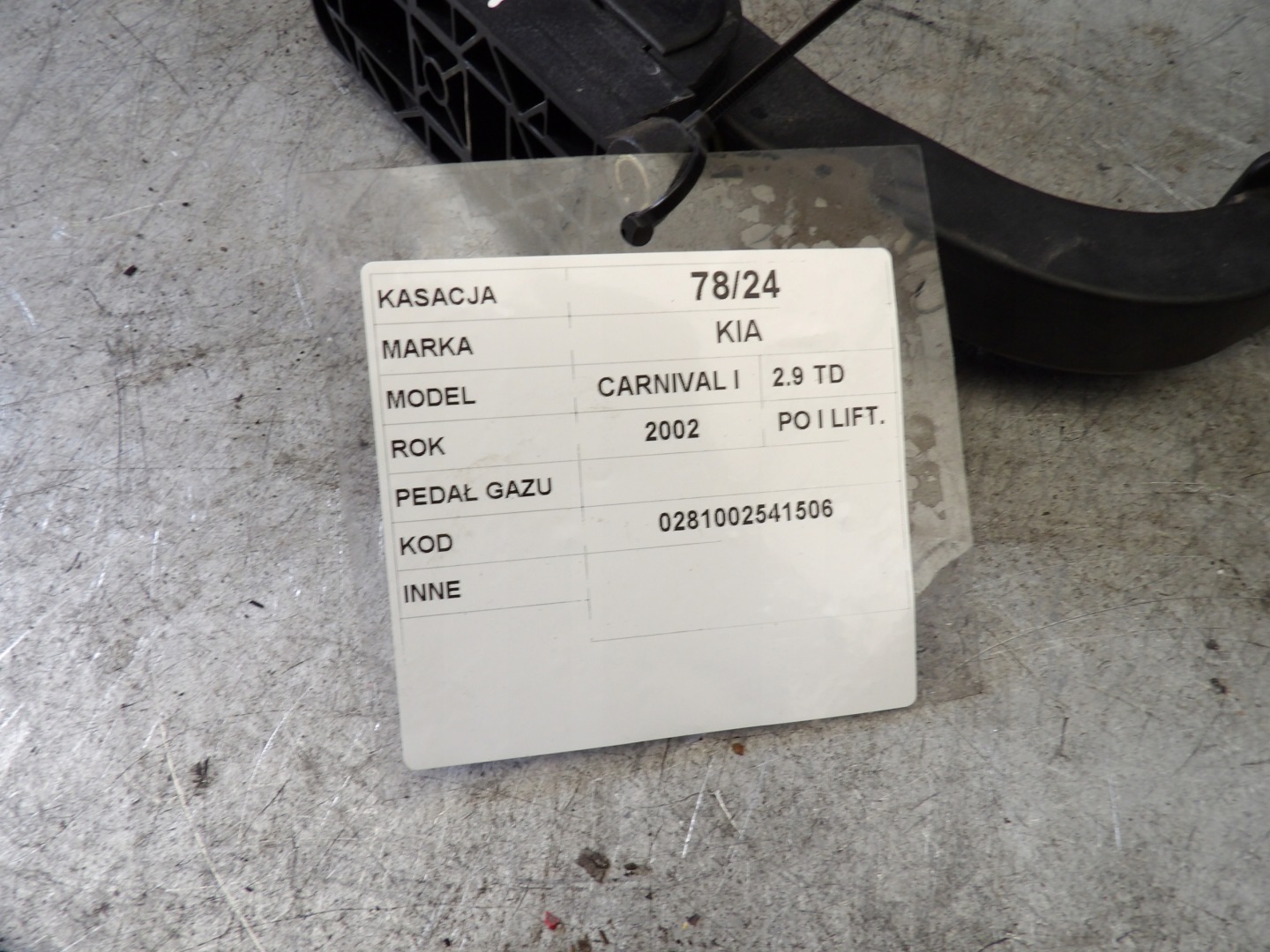 Kia Carnival and accelerator pedal 0281002541 OK53C41600