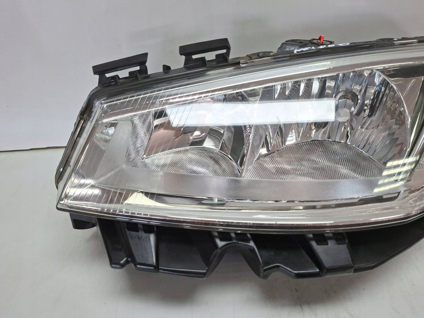 light front left 8200073220F RENAULT MEGANE II 2002