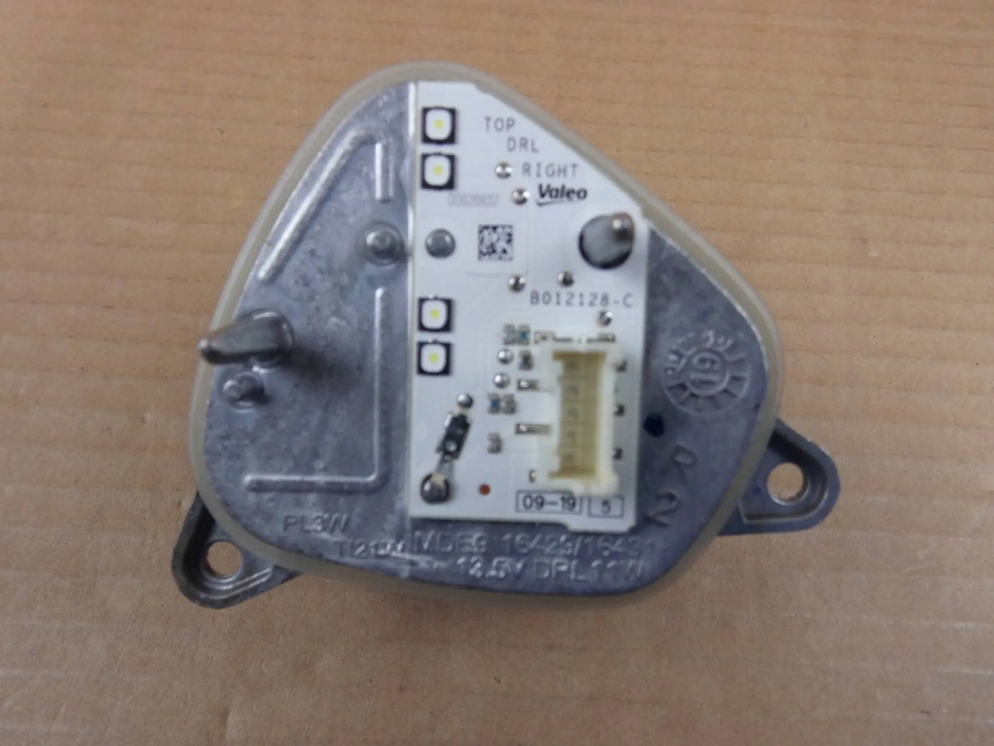 Opel Crossland X module control unit LED 90181483