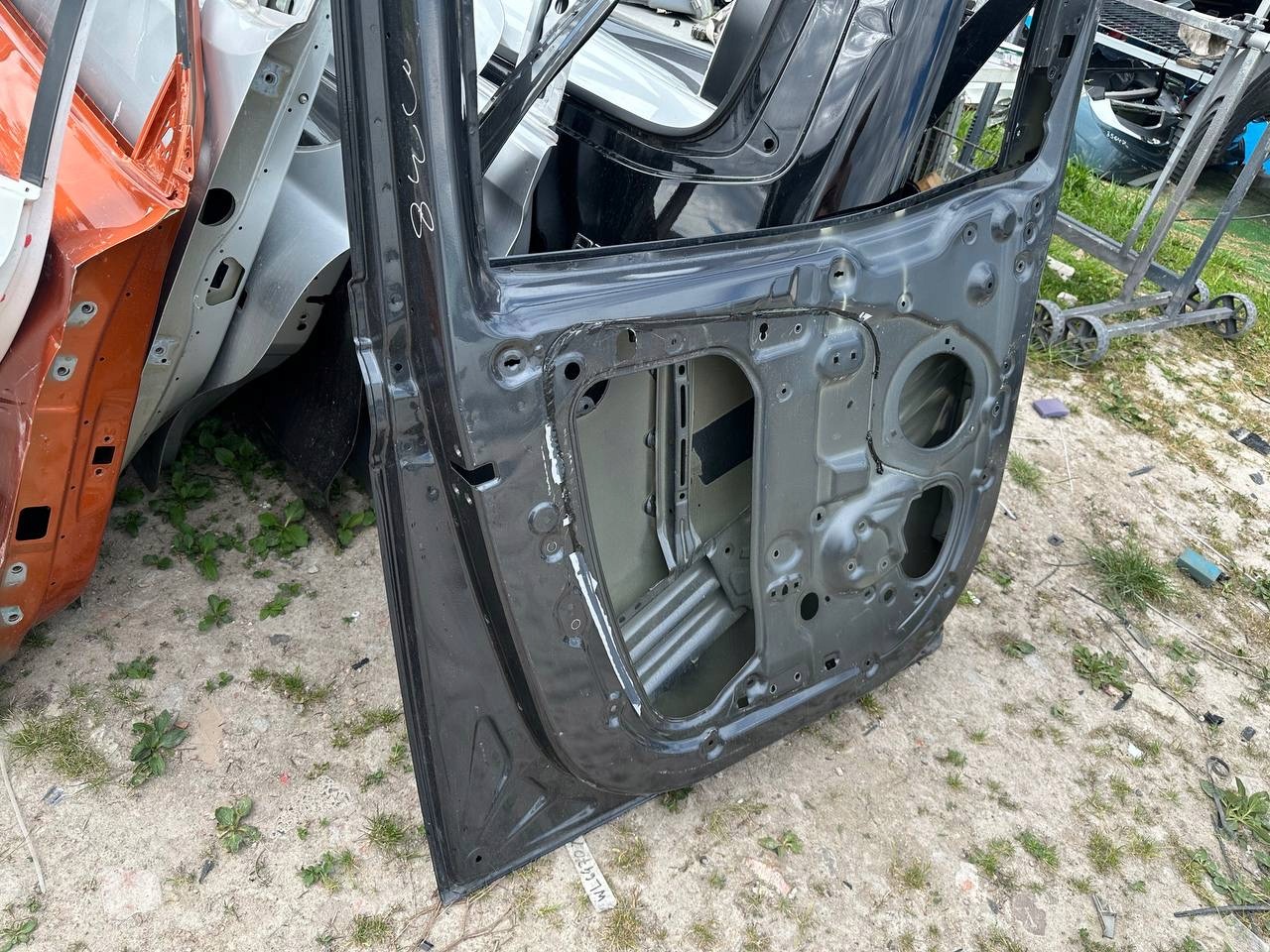 HYUNDAI STARIA 2021-> door left front front