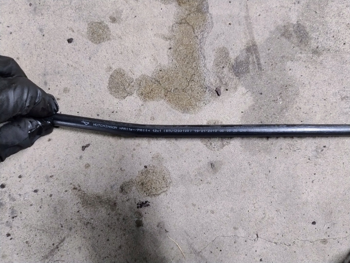 fuel line Opel Astra J 1.7