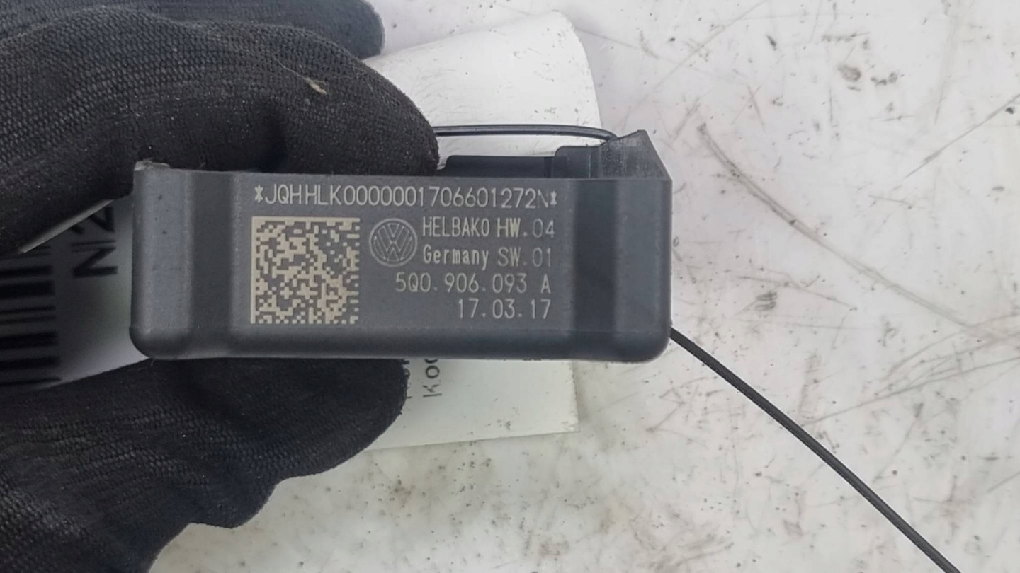 Module POPMY Carburant 5Q0906093A SKODA OCTAVIA III