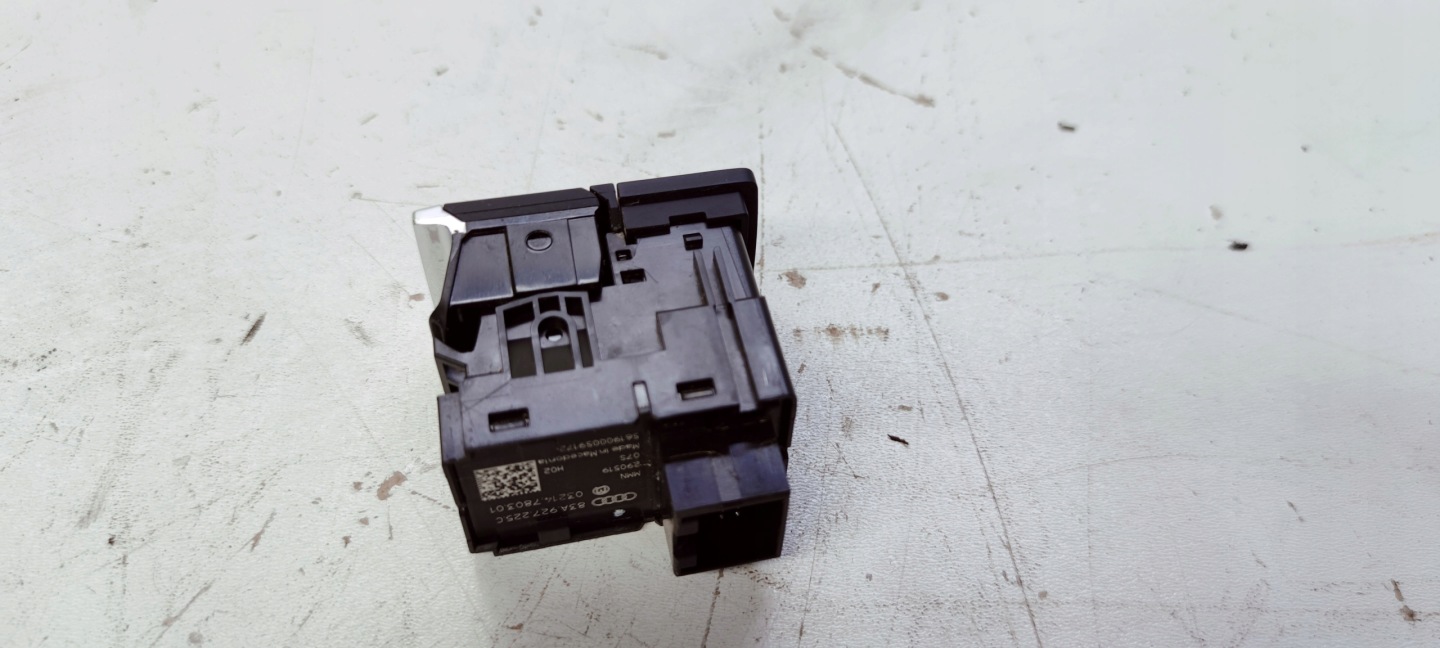 button electric brake AUDI Q3 F3 83A927225C