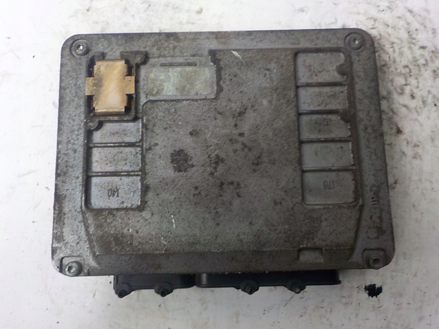 SKODA computer control unit 03E906023AC