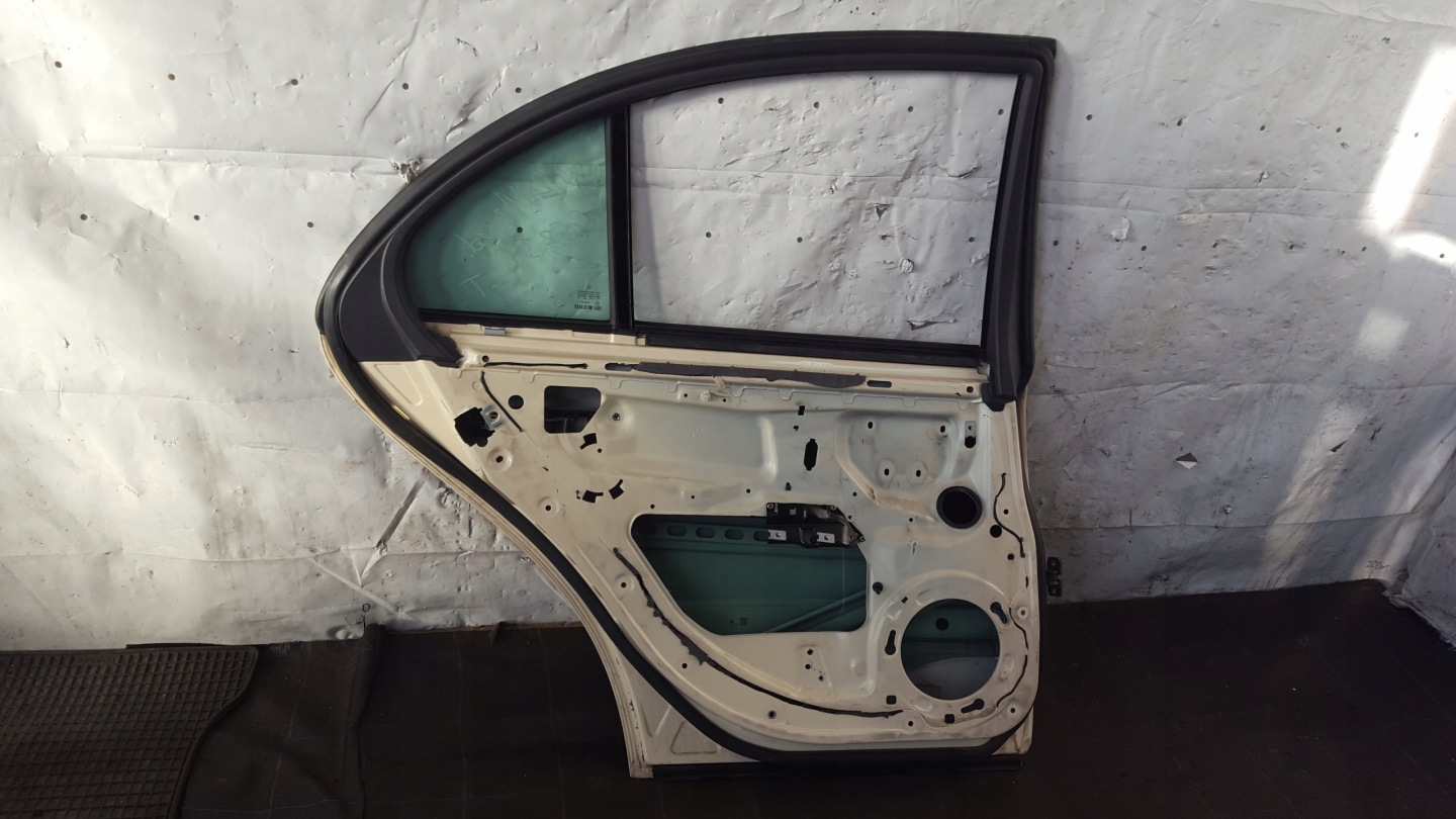 Tür links heck C623 Mercedes W211