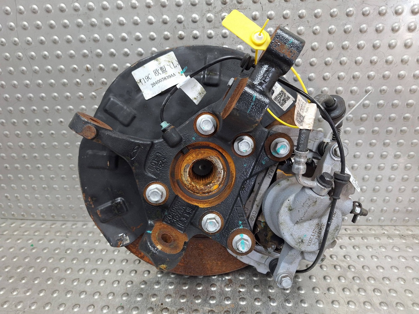 mozzo fusello sinistra anteriore CHERY OMODA 5 204004357AA 204003839AA