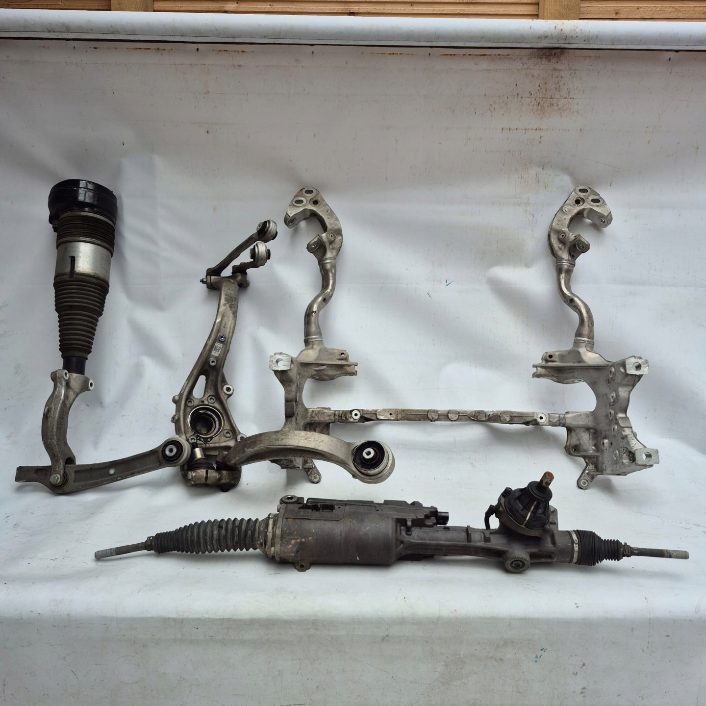 AUDI Q7 4M 4M0 Q8 subframe front front axle beam 4M0399315