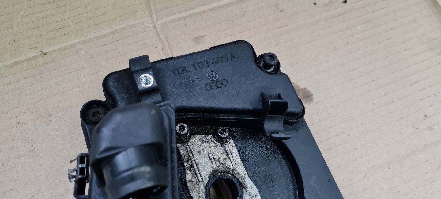 A5 8T Abdeckung Blende Abdeckung der Ventile 2.0 TDI 03L103469A A4 B8 Q5 A6 C6 LIFT