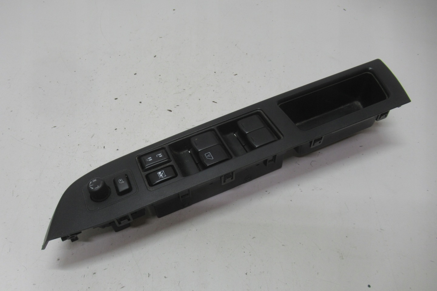 SUBARU XV 12R control panel SZYBAMI 94263FJ050