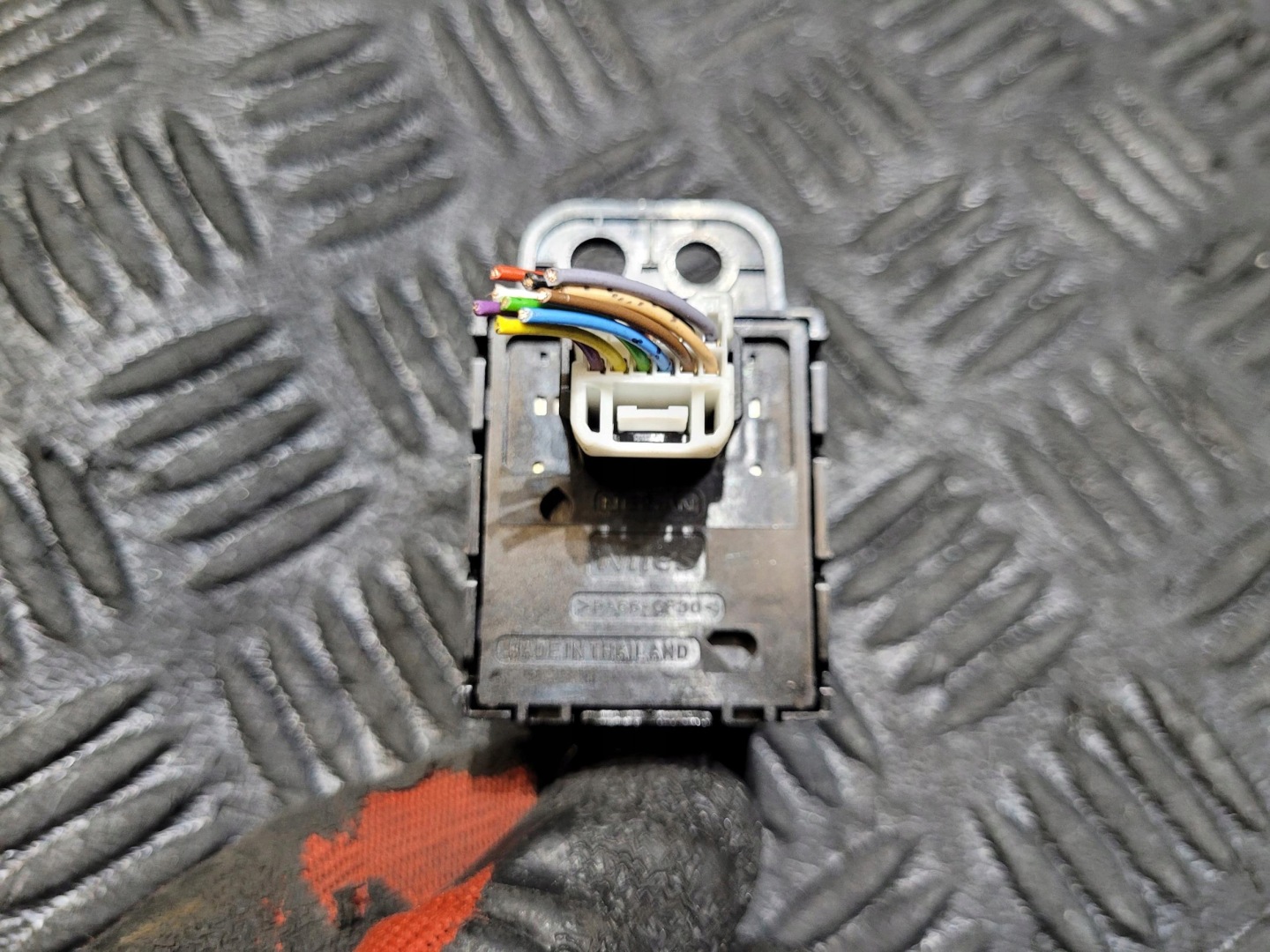 switch switch electric brake POSTOJOWEGO NISSAN LEAF II ZE1